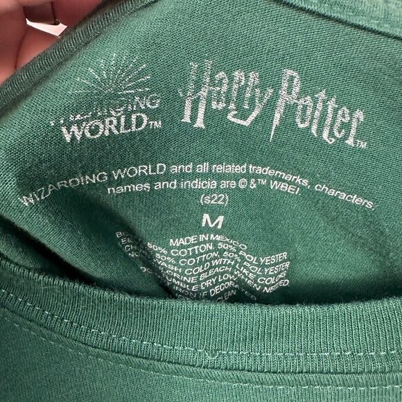 Harry Potter Slytherin Spirit Jersey Womens Medium Green Long Sleeve Shirt - Picture 2 of 4